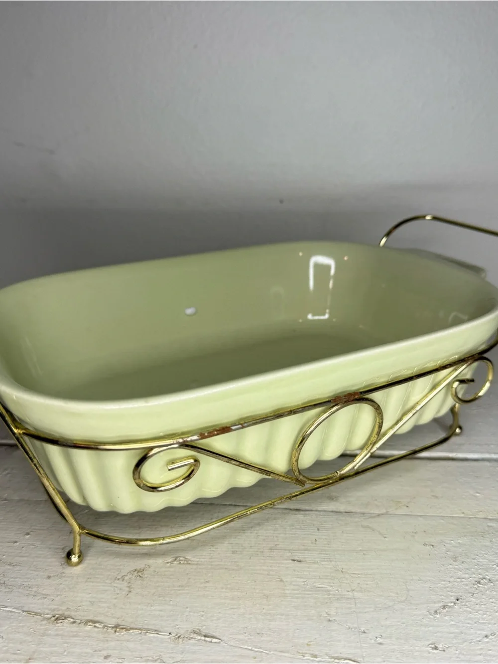 VTG Pfaltzgraff FTDA 1983 Pale Green 32 Oz. Casserole Dish W/ Wire Rack Holder